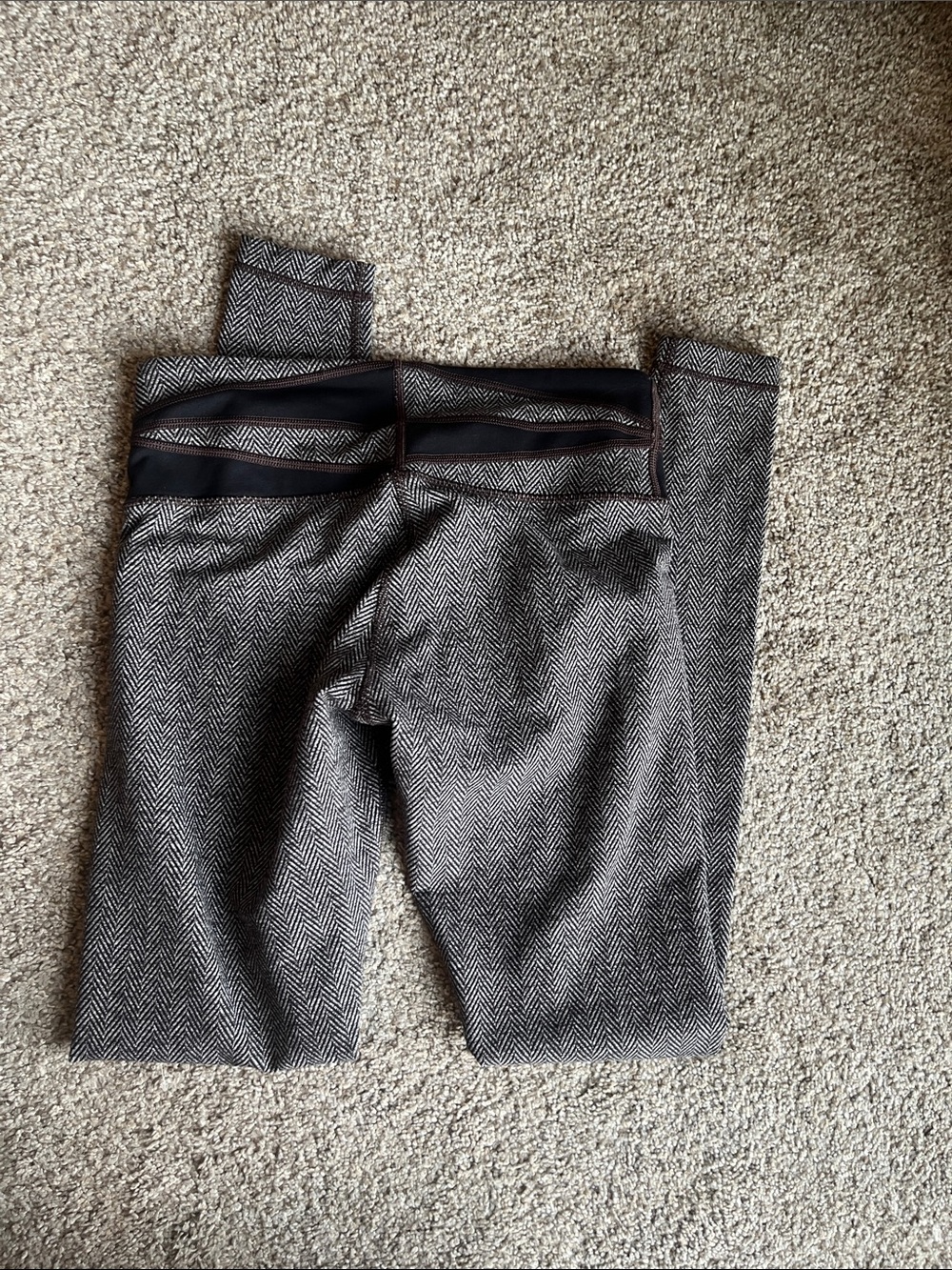 lululemon athletica Gray and Black Herringbone Leggings - Picture 6 of 8